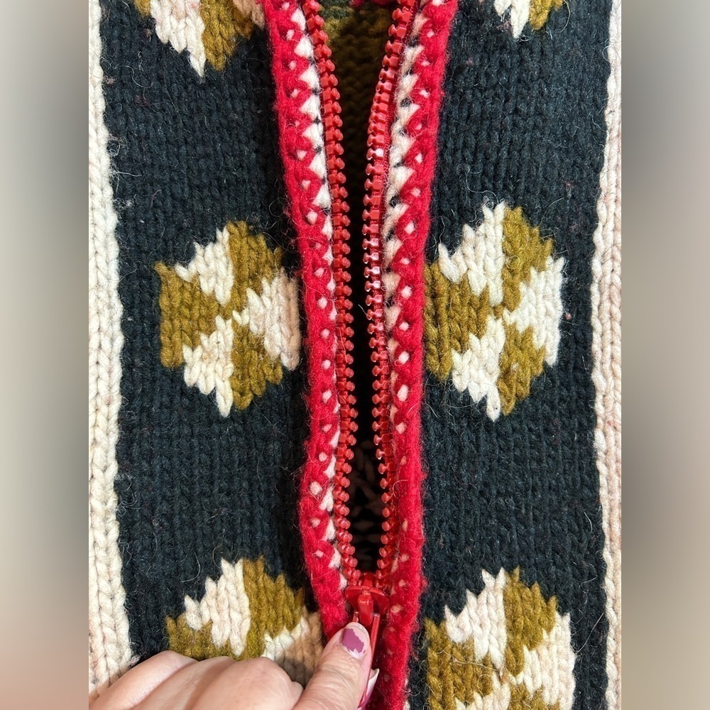 Handmade chunky sweater size L-XL - Picture 4 of 7